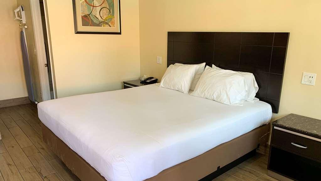 Colton Inn Room photo