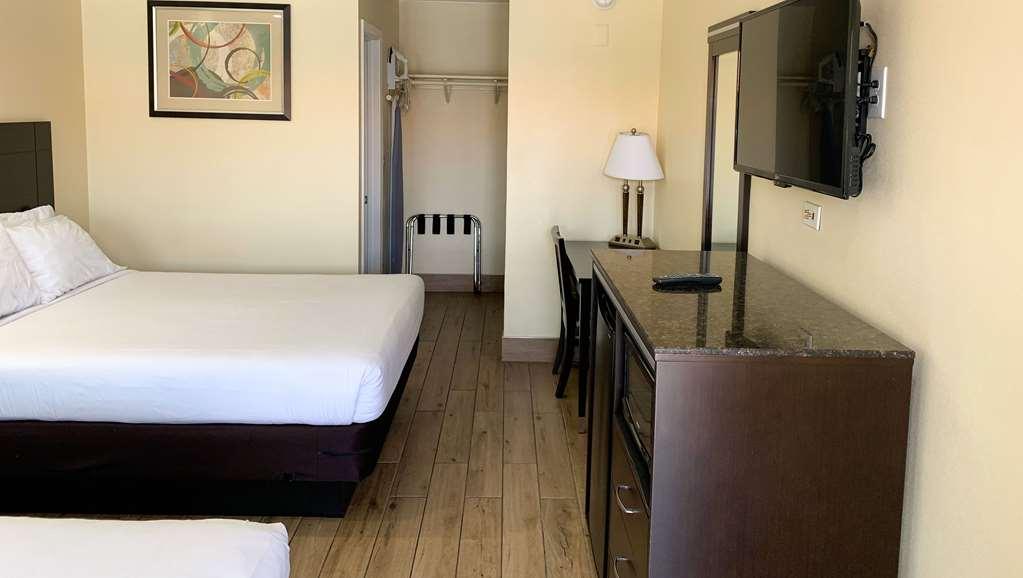 Colton Inn Room photo